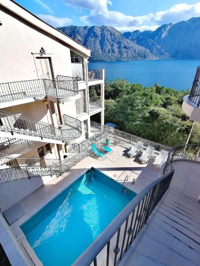 Blue Bay 2 Bedroom Apartment Prčanj Extérieur photo